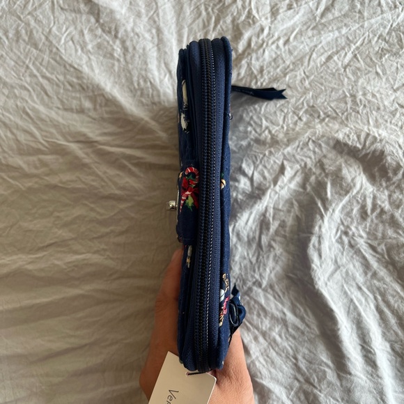 Vera Bradley RFID Turnlock Wallet - Snow Globe Motifs - Picture 3 of 12